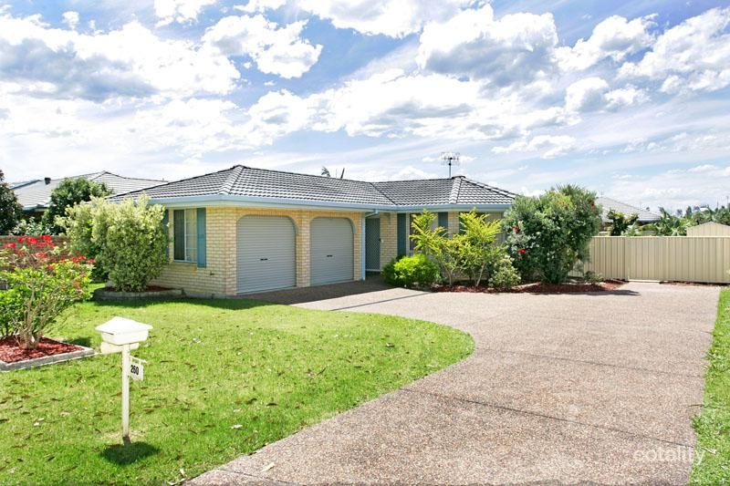 260 Hansens Rd, Tumbi Umbi, NSW 2261