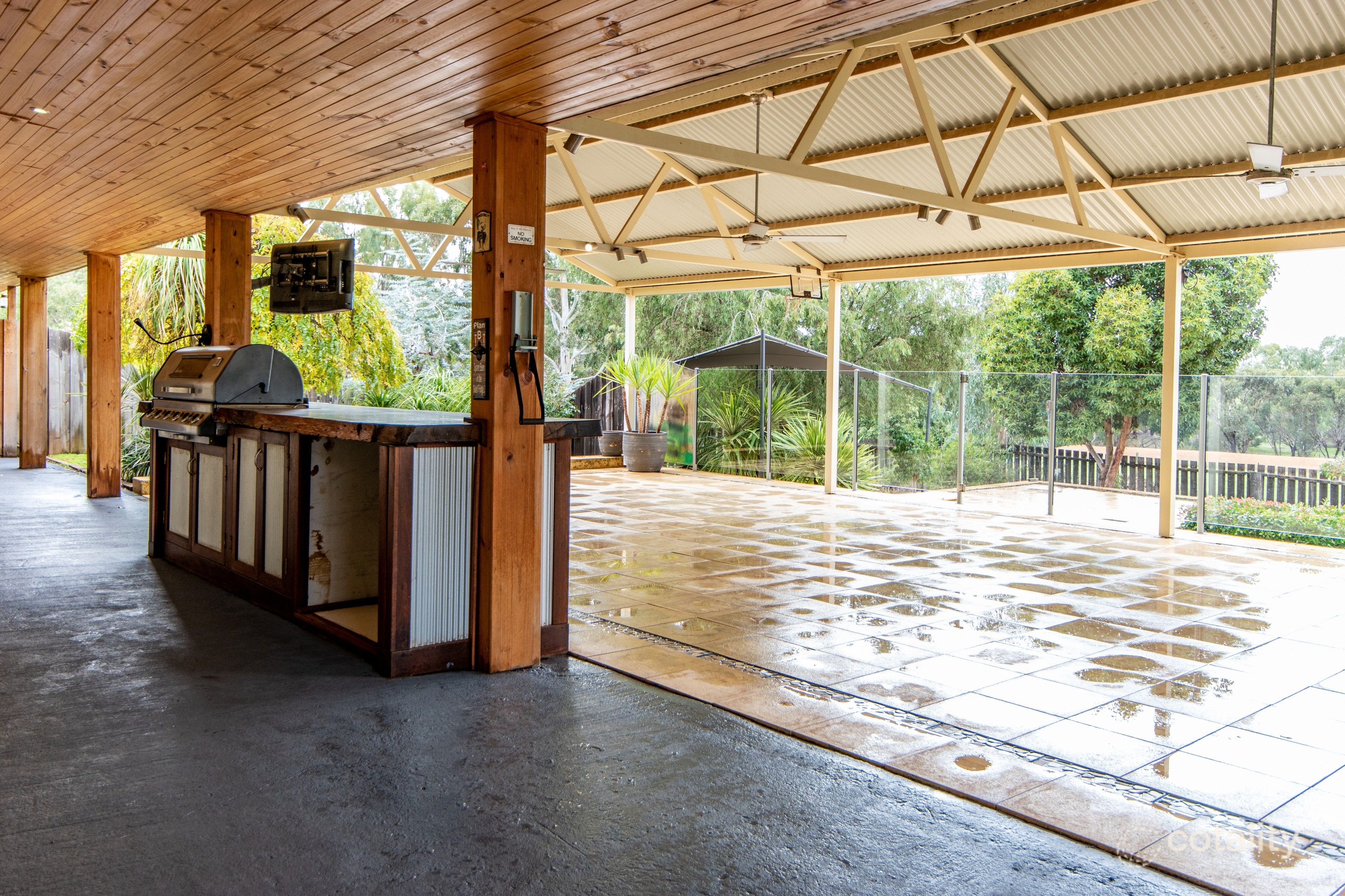 124 Blackboy Gully Rd, Wandering, WA 6308