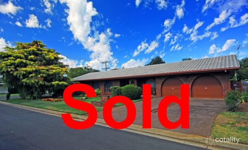 2 Hopkins Cres, North Brighton, SA 5048