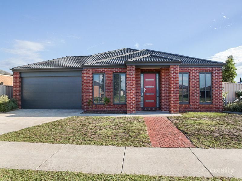 11 Grand Junction Dr, Miners Rest, VIC 3352