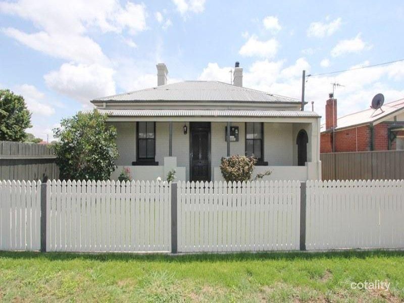 11 Cooma Ave, Goulburn, NSW 2580