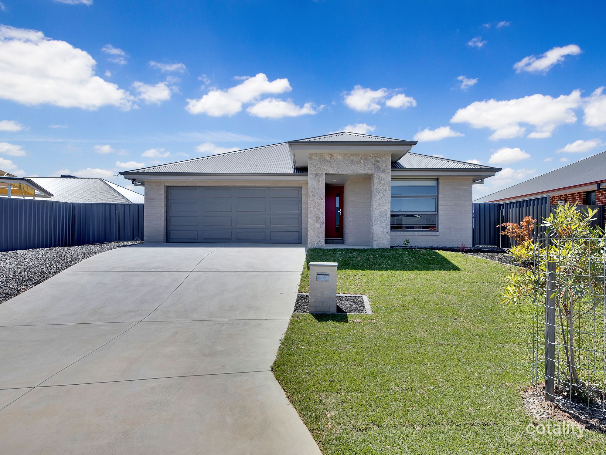 5 Yorkshire Rd, Thurgoona, NSW 2640