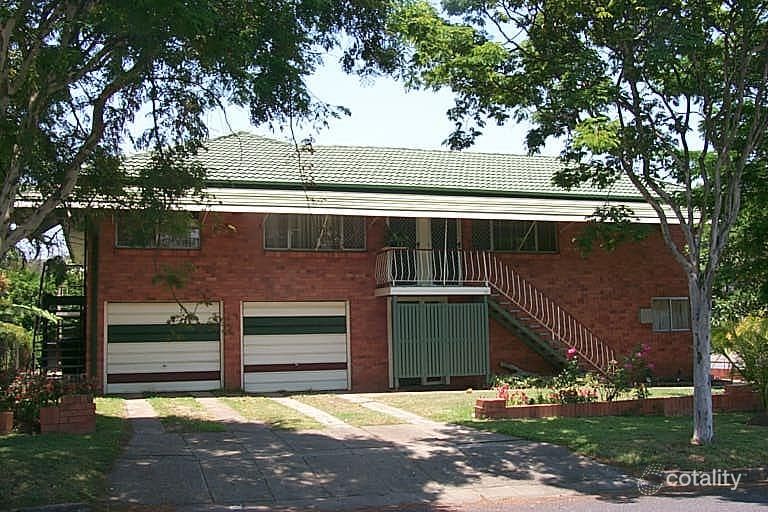 1 Canfield St, Nathan, QLD 4111