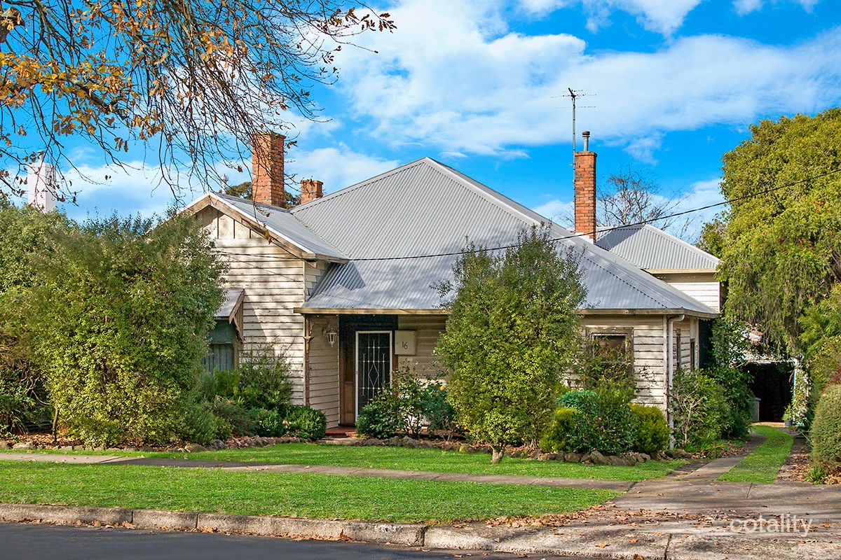 16 Goldsmith St, Hamilton, VIC 3300