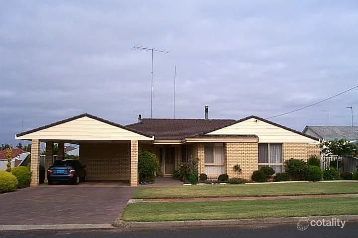 7 Arnott St, Manjimup, WA 6258
