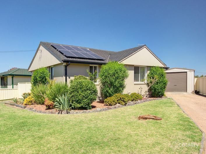 29 Eleebana Cres, Koonawarra, NSW 2530