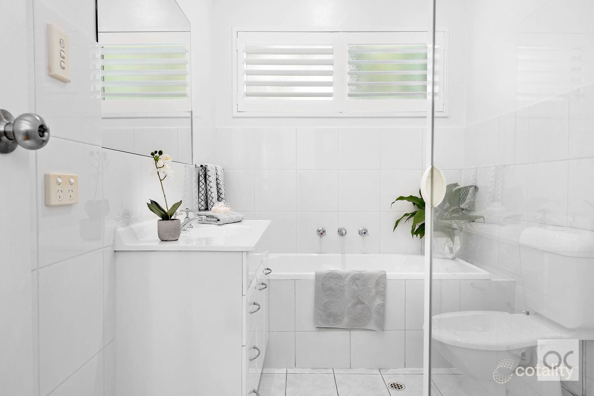 11 Fielding Rd, Clarence Park, SA 5034