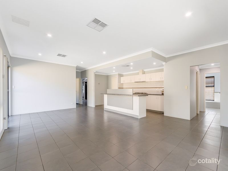 17 Crested Turn, Harrisdale, WA 6112