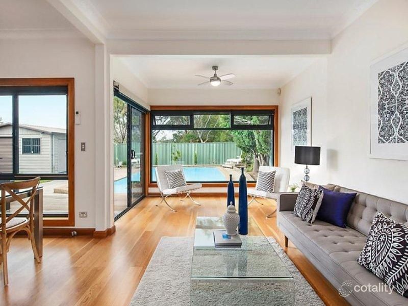 81 Mitchell St, Chifley, NSW 2036