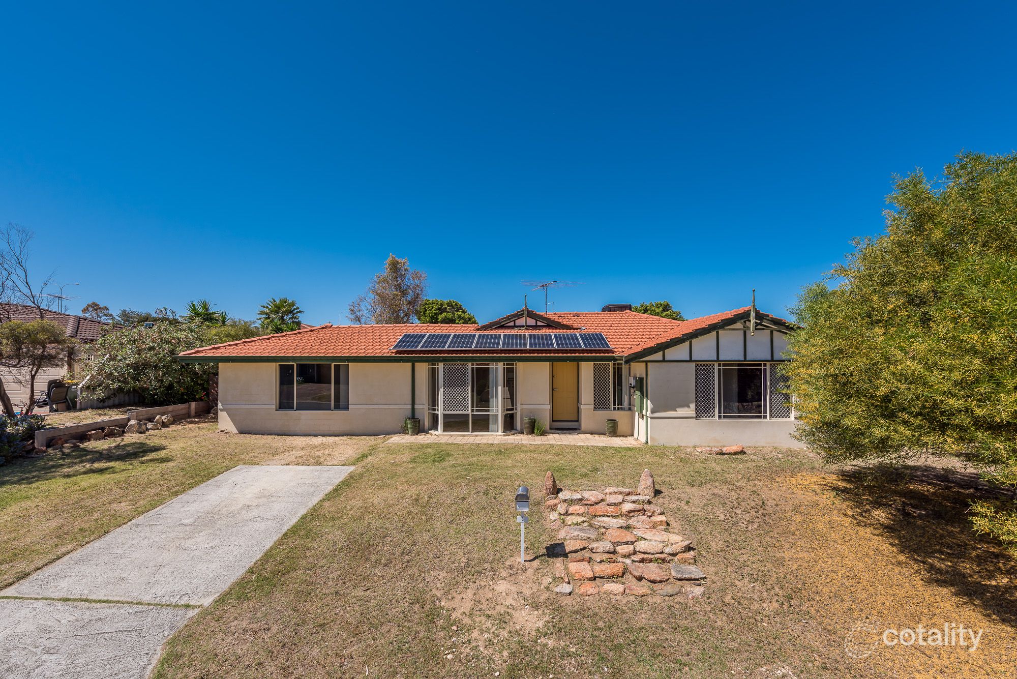 8 Nerang Mews, Merriwa, WA 6030