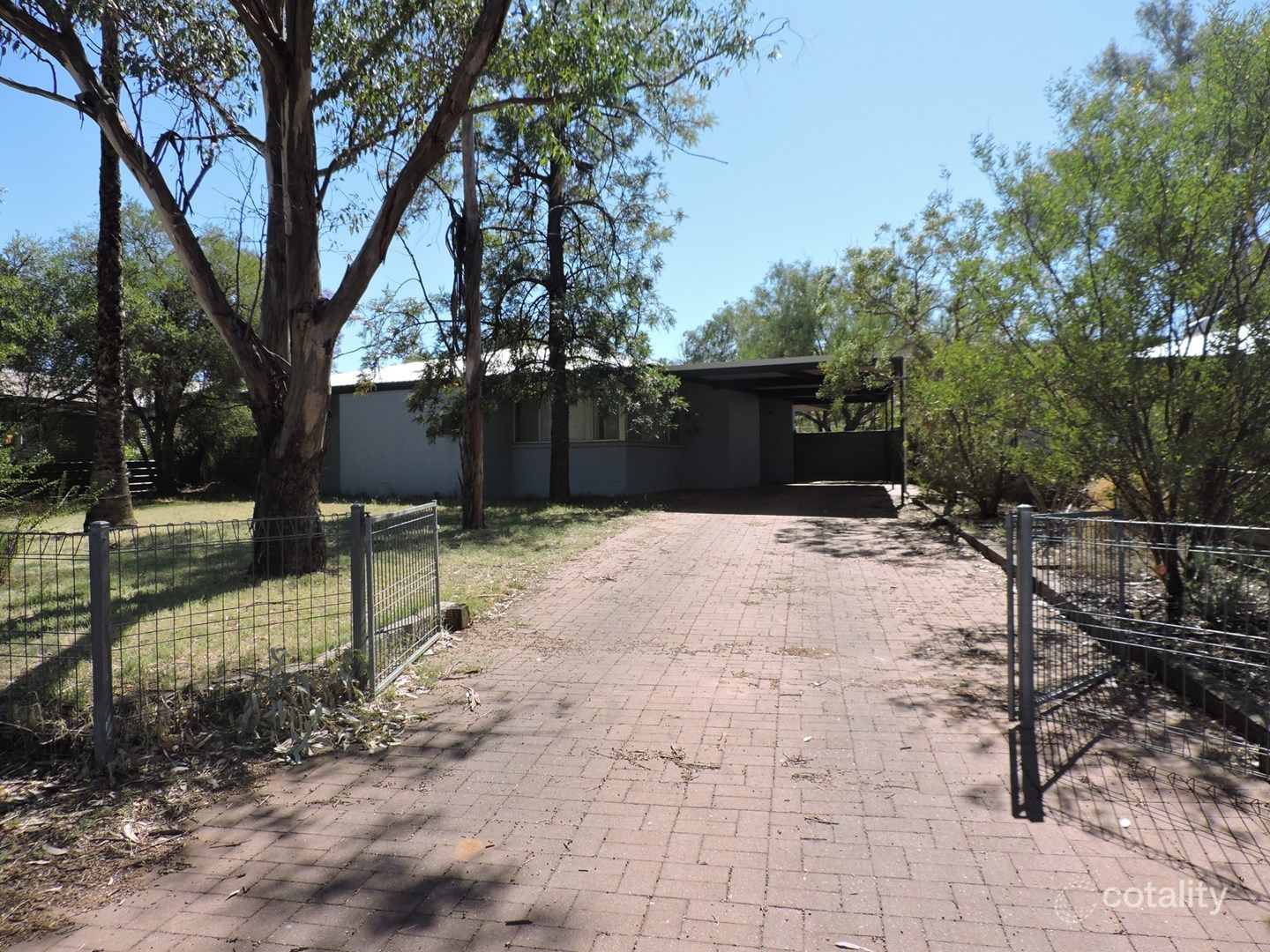 12 Kuhn Ct, Sadadeen, NT 0870