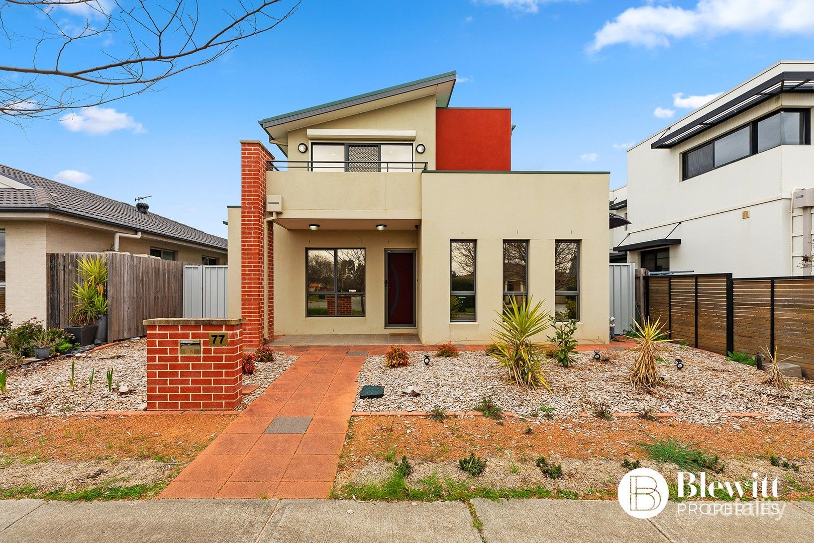 77 Patrick White Cct, Franklin, ACT 2913