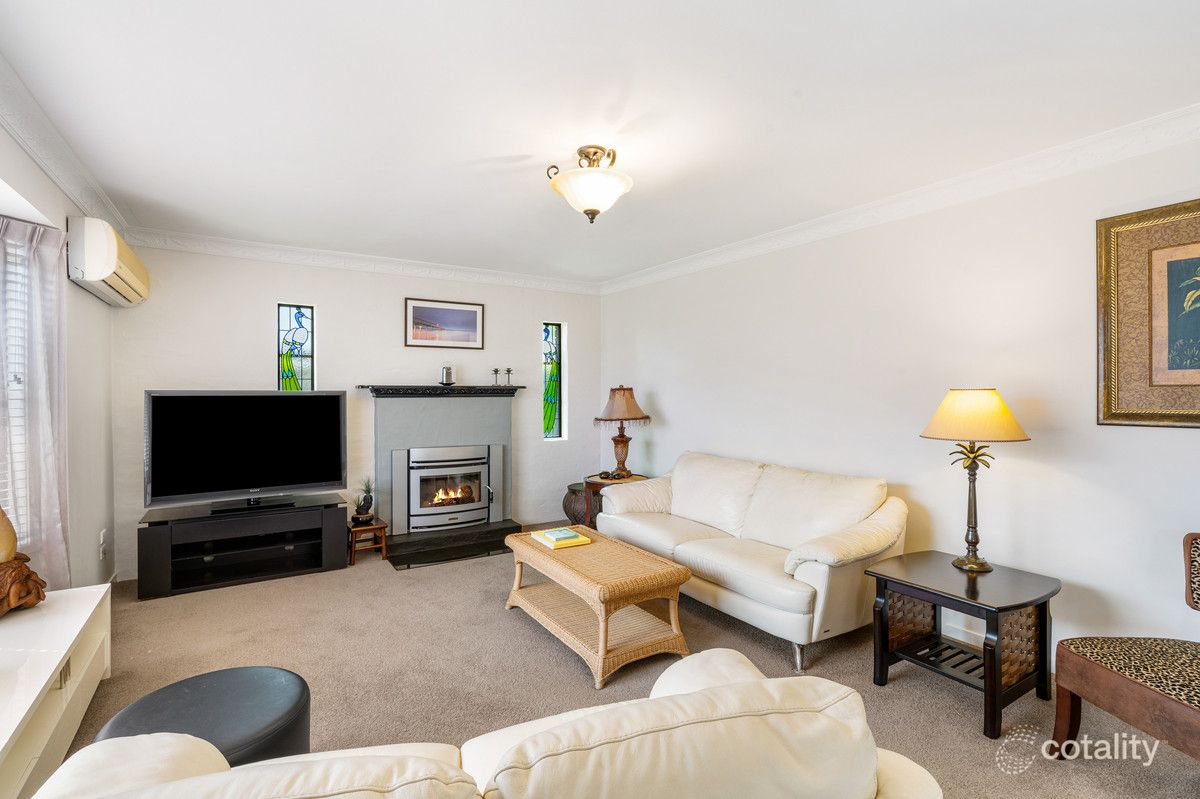 64 Glenmore Dr, Ashmore, QLD 4214