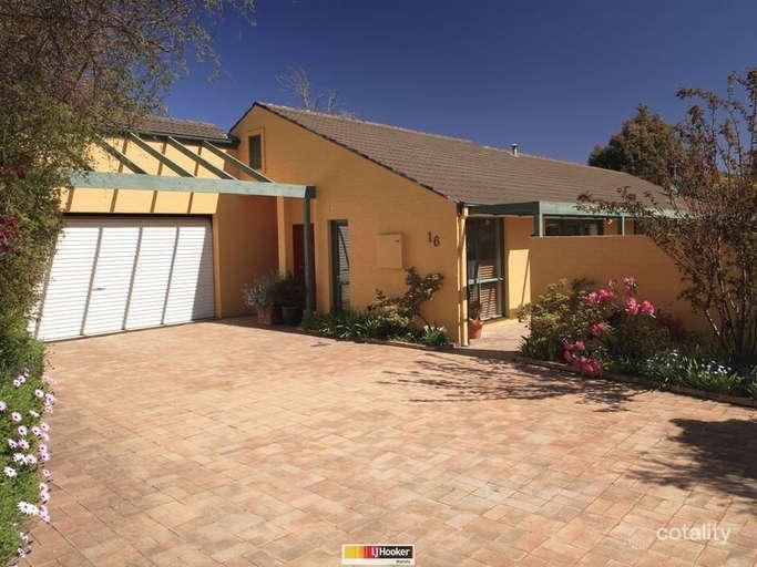 16 Corrigan Pl, Isaacs, ACT 2607