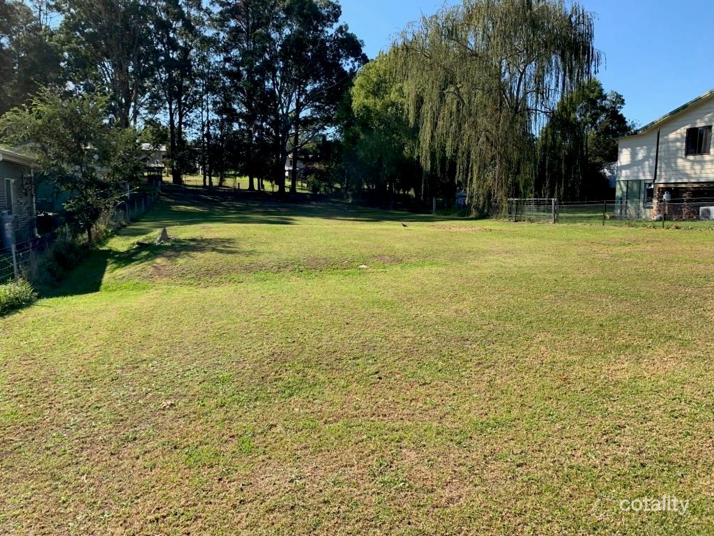 13 Tarlinton St, Cobargo, NSW 2550