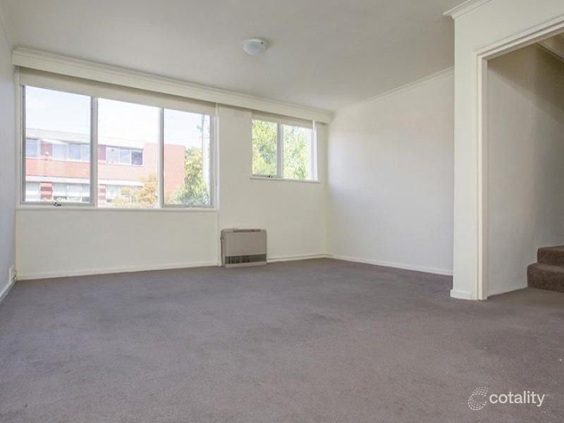 2/14 Tennyson St, St Kilda, VIC 3182