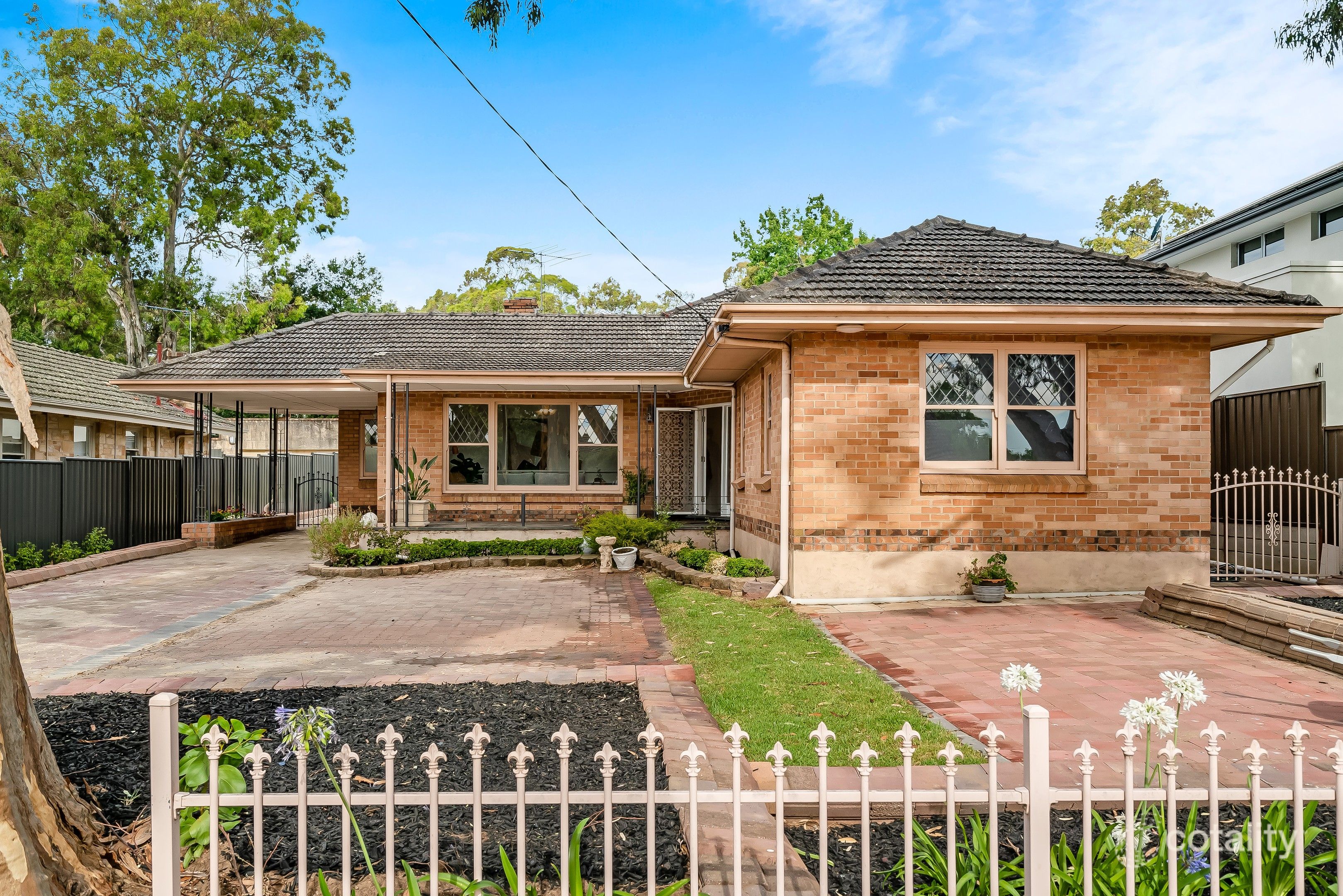 12 Hallett Rd, Wattle Park, SA 5066