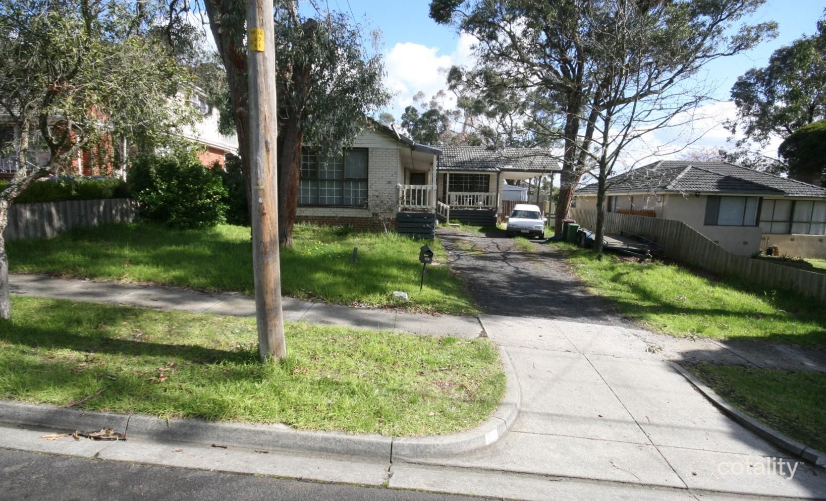 28 Macey St, Croydon South, VIC 3136