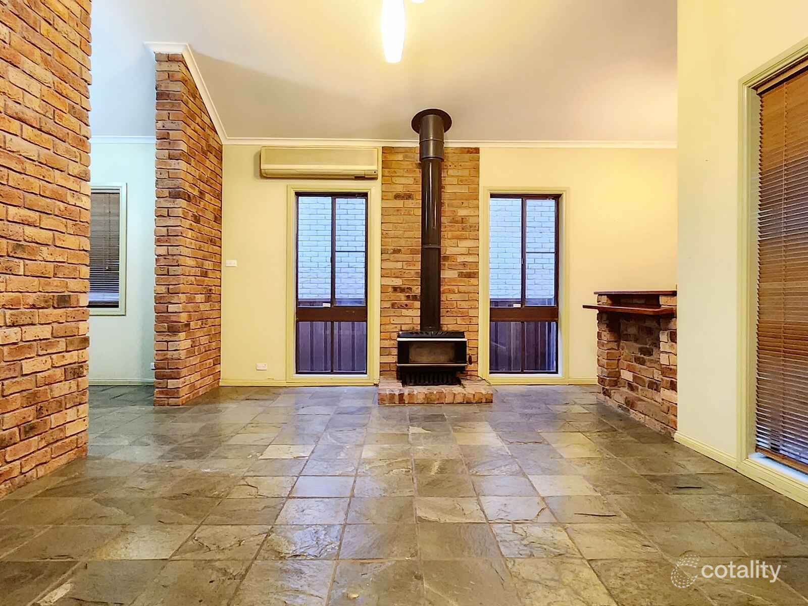 25 Marley Cres, Bonnyrigg Heights, NSW 2177