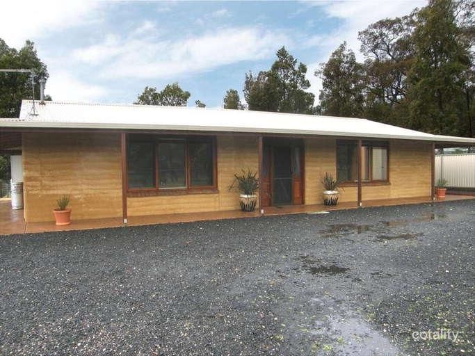 115 Melaleuca Rd, Enfield, VIC 3352