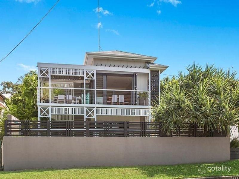 12 Benalla St, Manly, QLD 4179