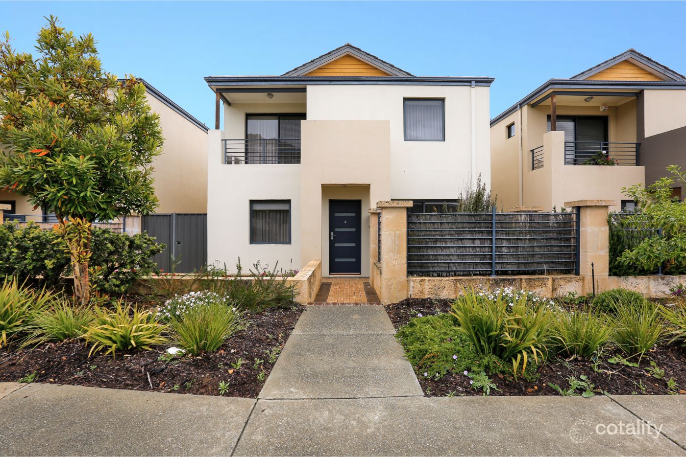 2/46 Leschenault Bvd, Lake Coogee, WA 6166