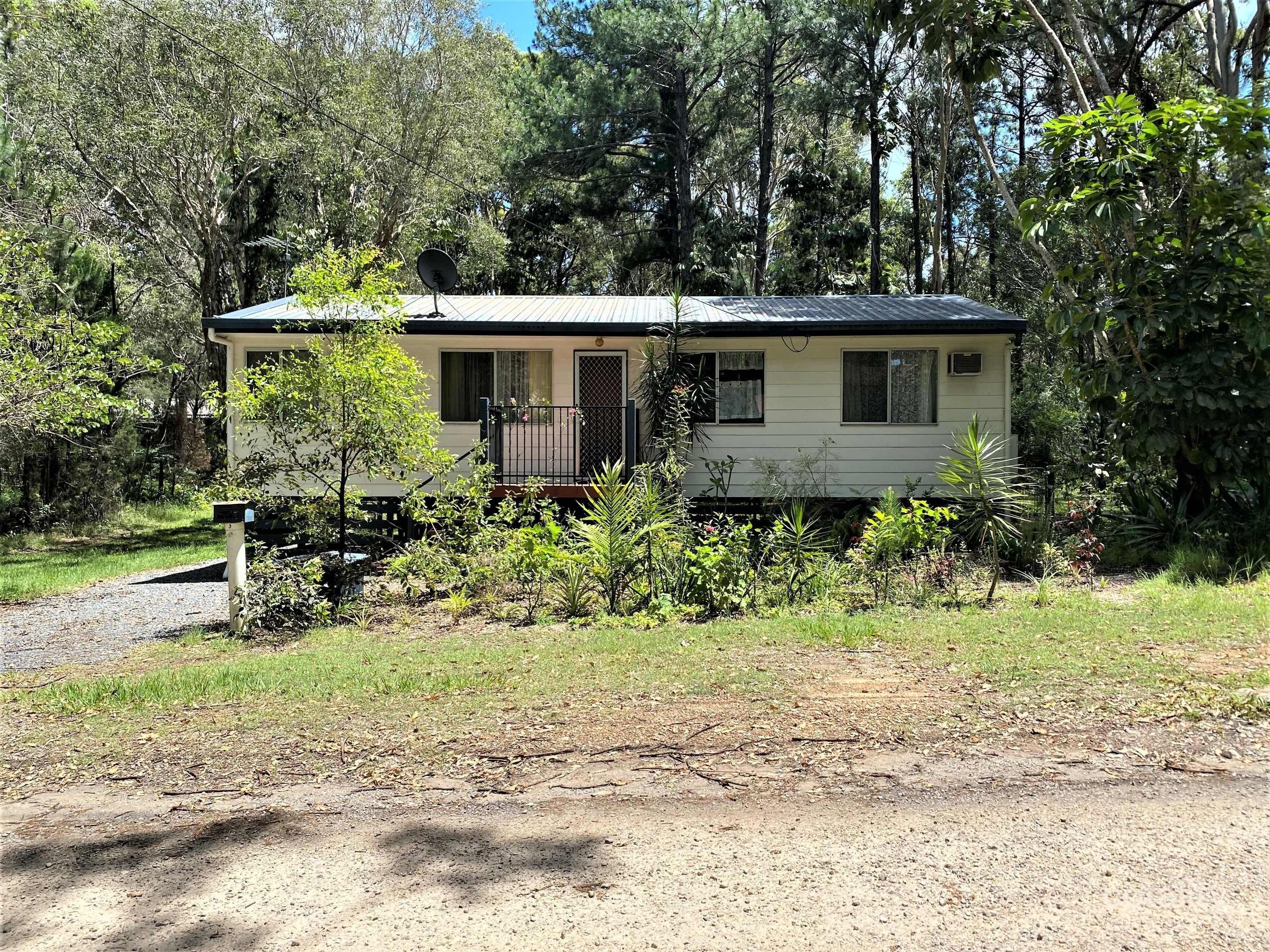 3 Sandpiper Pde, Macleay Island, QLD 4184