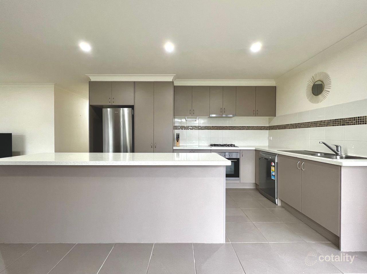 1/30 Silver Gum Dr, Pakenham, VIC 3810