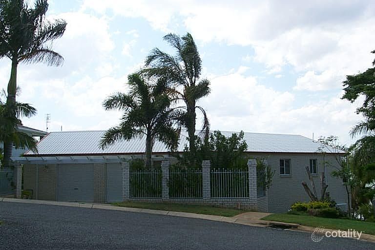 9 Rosslyn Cl, Lammermoor, QLD 4703