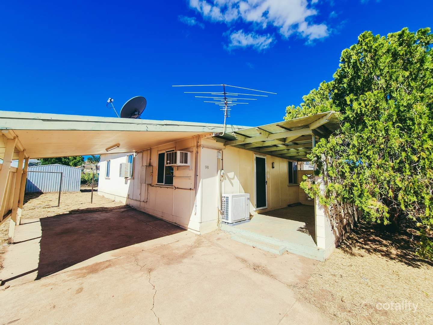 98 Trainor St, Townview, QLD 4825