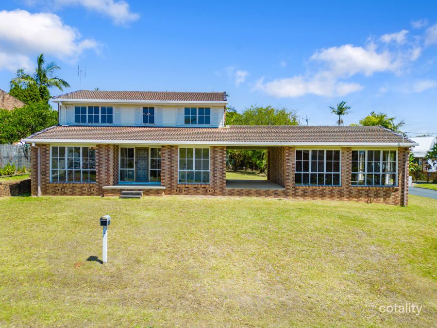 2 Dawn Dr, Moonee Beach, NSW 2450