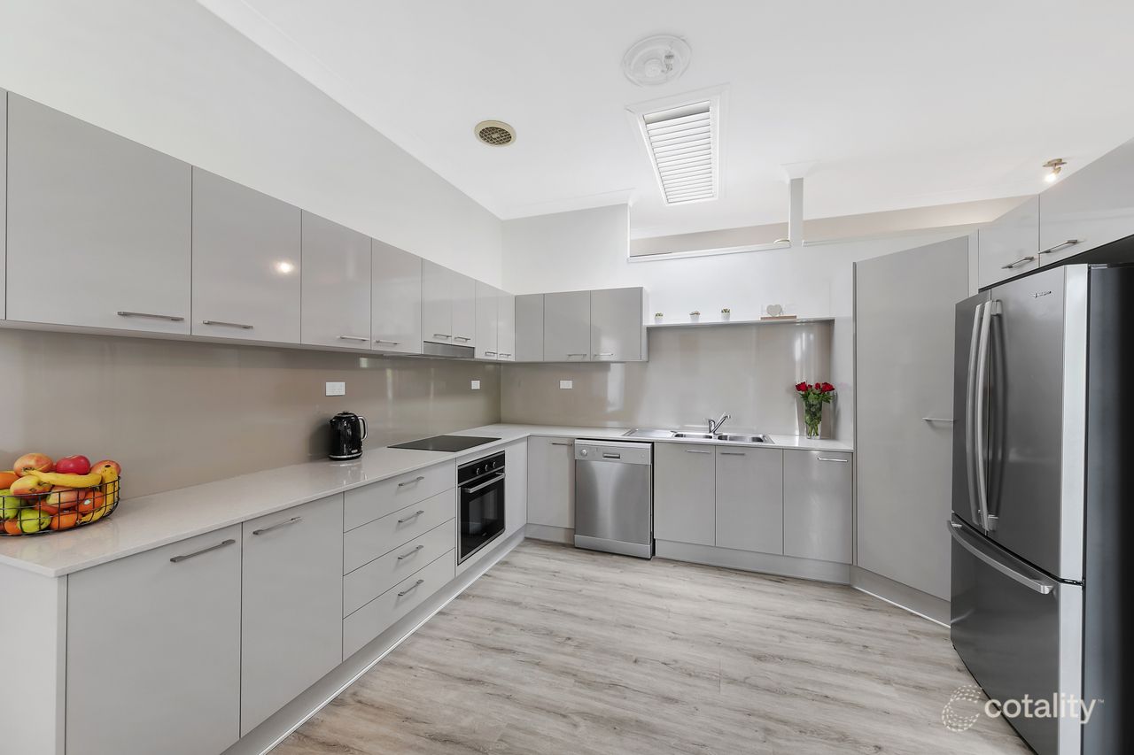 20 Haigh Cl, Berkeley Vale, NSW 2261