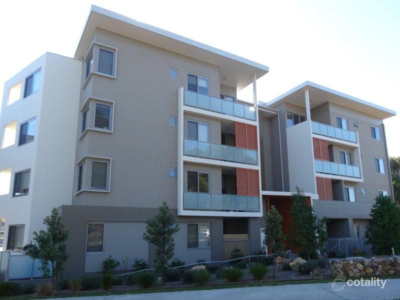 101a/2 Rowe Dr, Potts Hill, NSW 2143