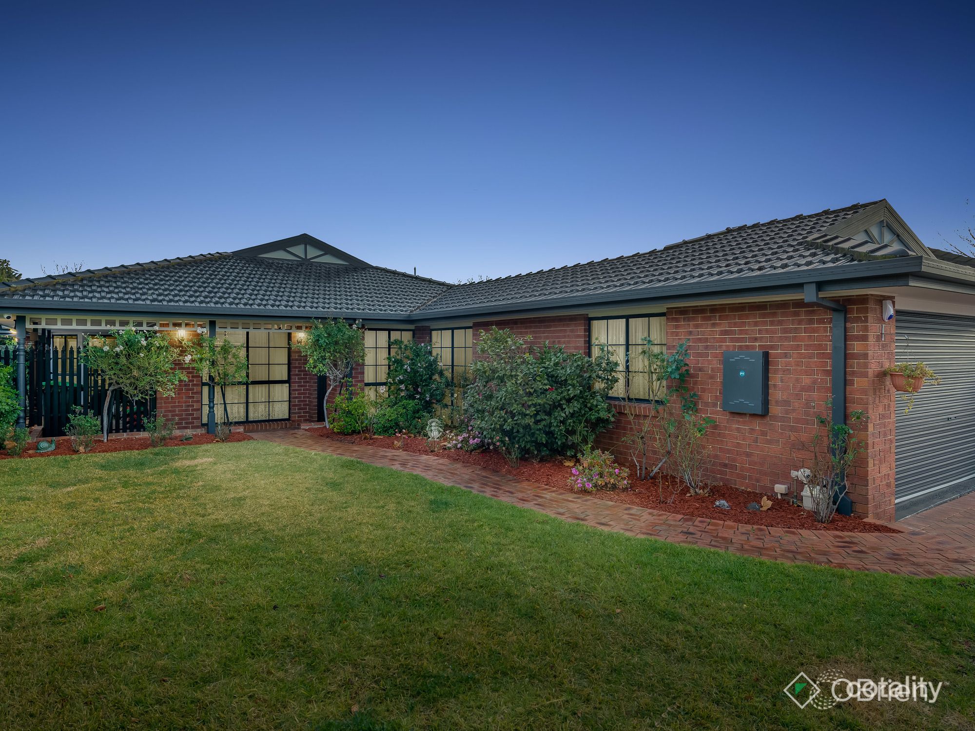 3 Strachan Cl, Taylors Lakes, VIC 3038