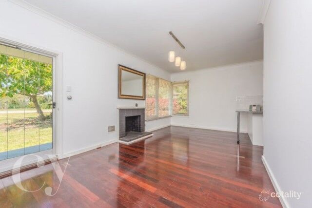 16 Treeby St, Coolbellup, WA 6163