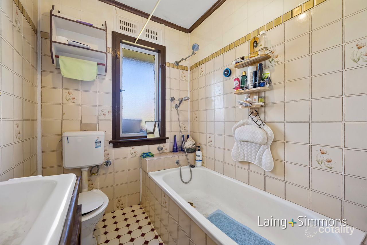 16 Harrison St, Ashcroft, NSW 2168