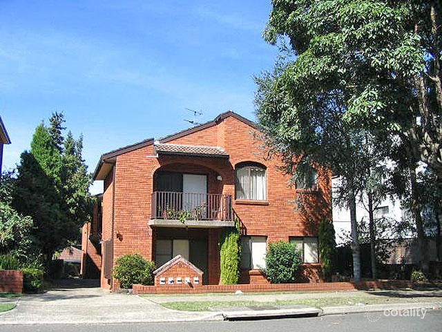 8 Kairawa St, South Hurstville, NSW 2221