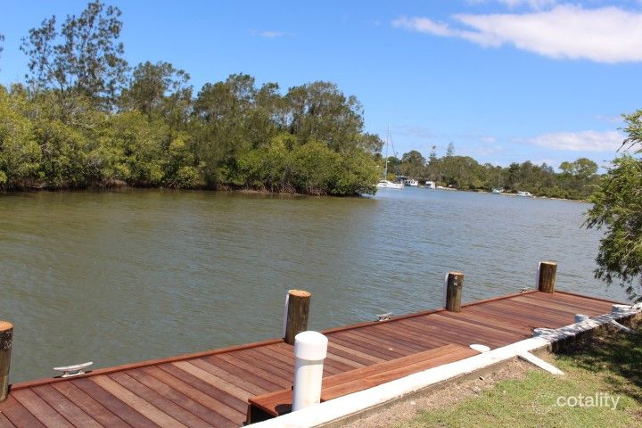 3 Noosa River Dr, Noosa North Shore, QLD 4565