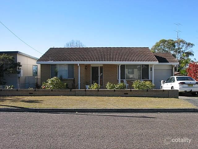 27 Woolana Ave, Budgewoi, NSW 2262