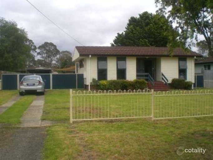 11 Fraser St, Tahmoor, NSW 2573