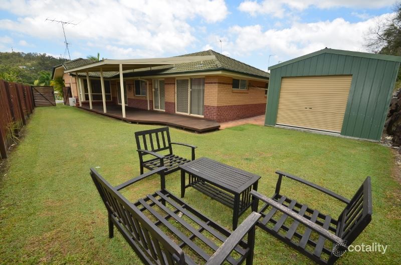 22 Strathalbyn Ct, Parkwood, QLD 4214
