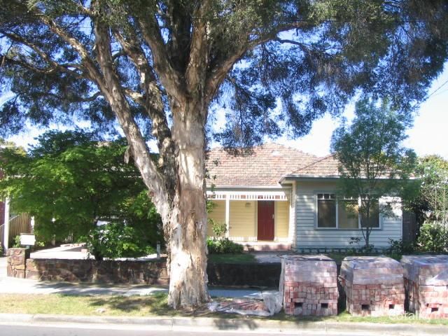 68 Rosstrevor Cres, Mitcham, VIC 3132