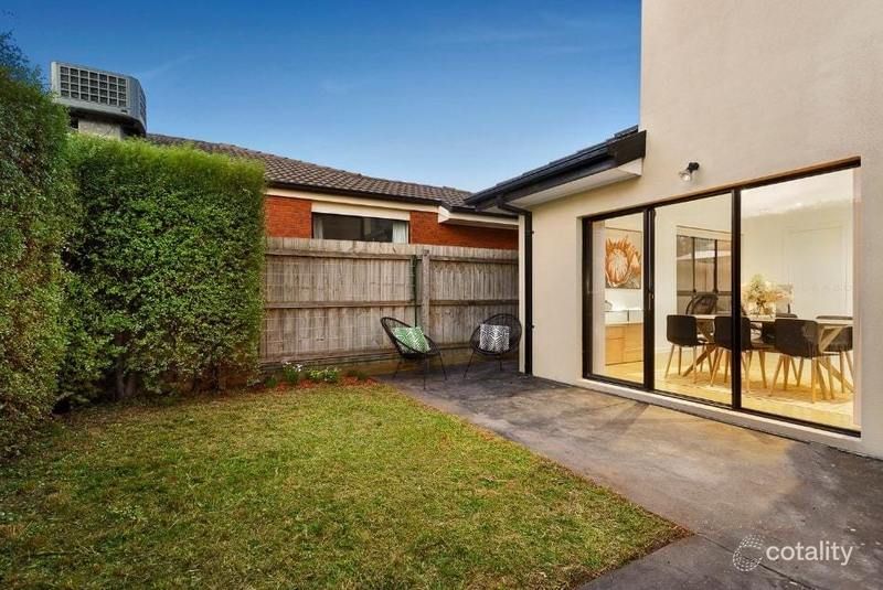 18 Waratah Dr, Altona Meadows, VIC 3028
