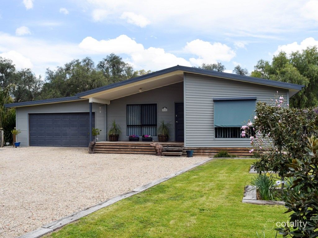 18 Mcevoy Dr, Eldorado, VIC 3746