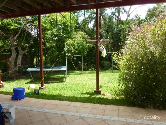11 Macintosh St, Auchenflower, QLD 4066