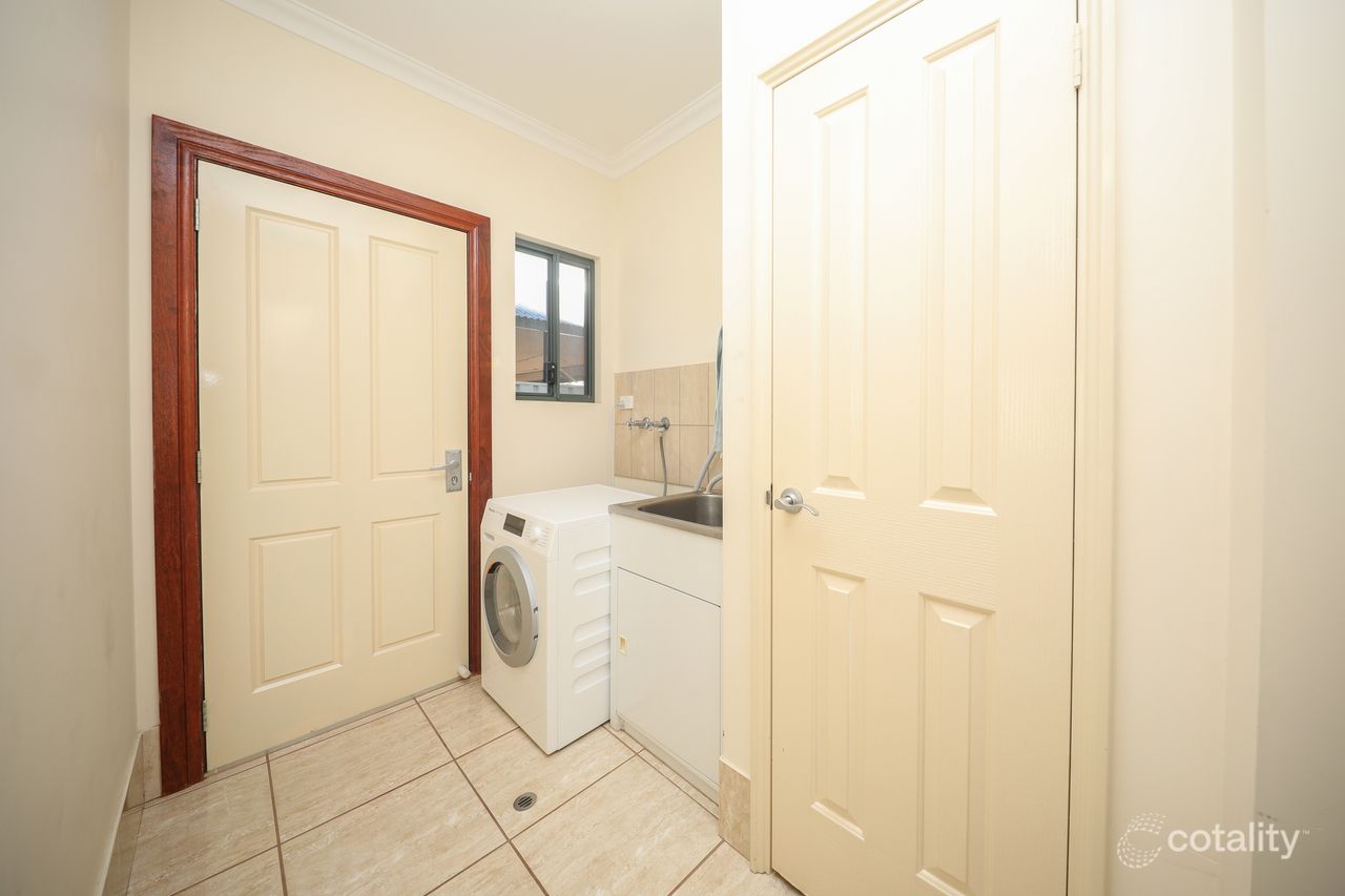 20 Lilly Pde, Baynton, WA 6714