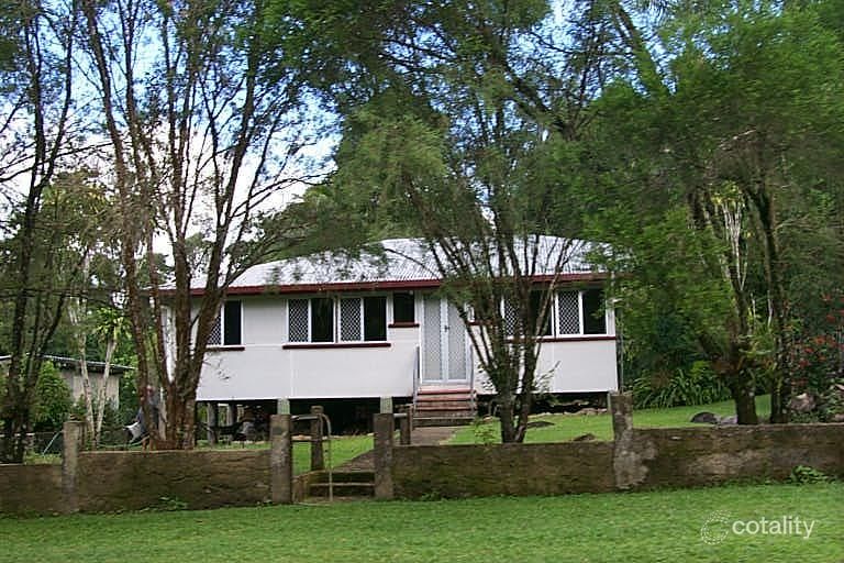 5 Mars St, Tully, QLD 4854