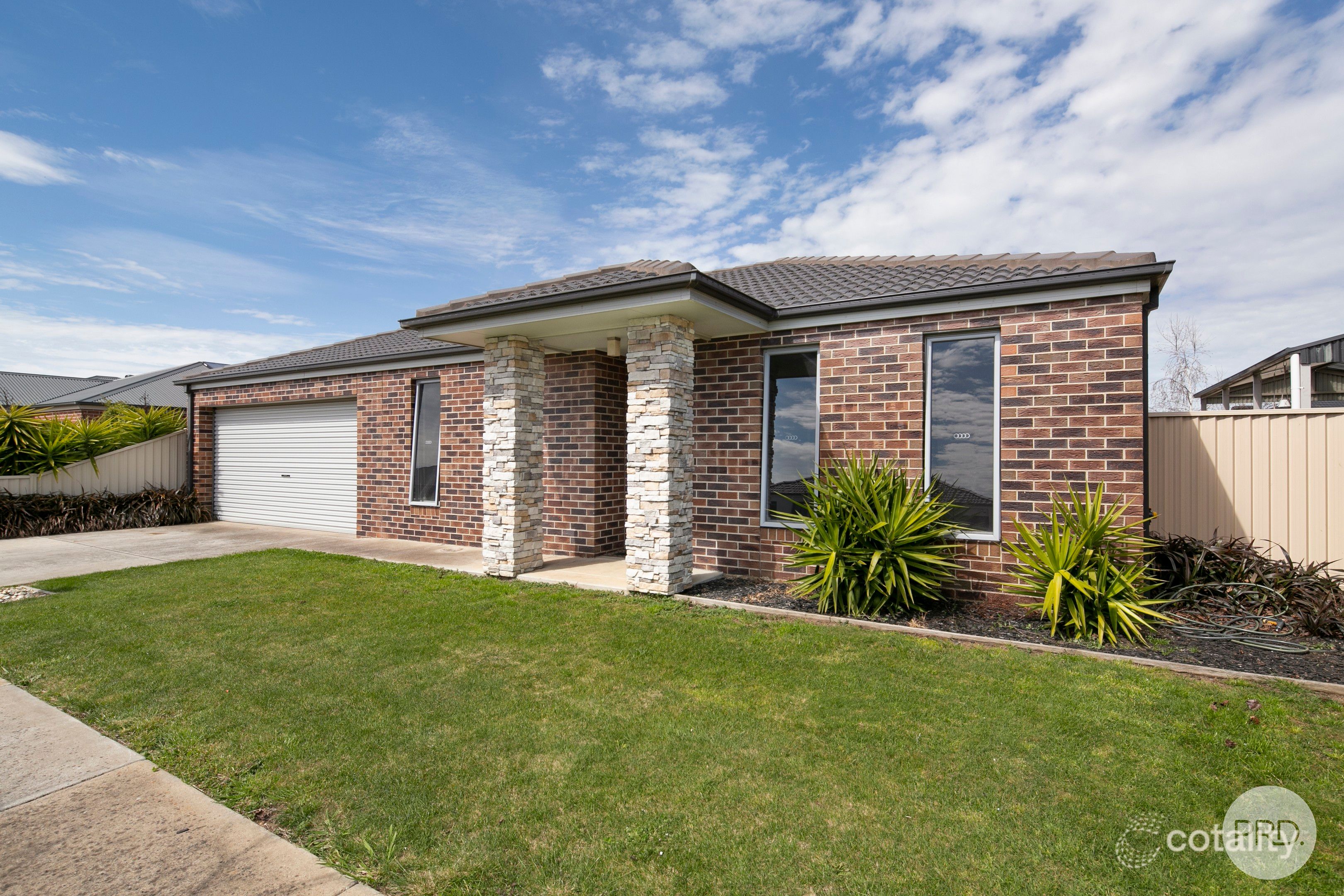 29 Chifley Dr, Delacombe, VIC 3356