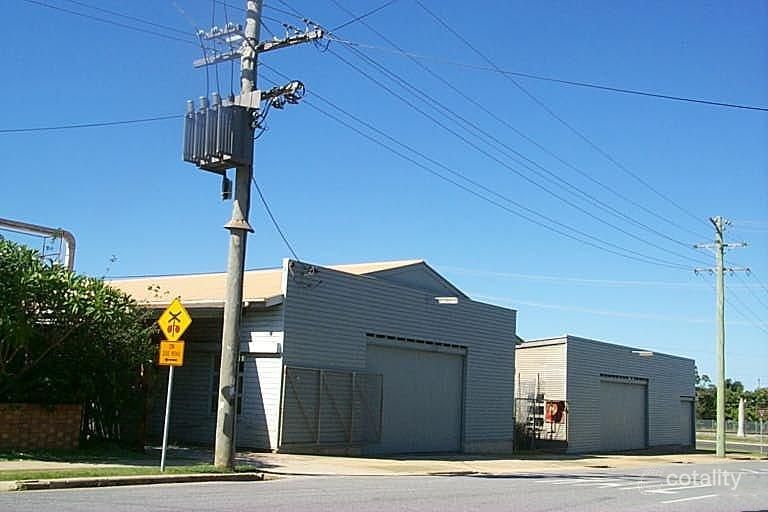 16 Bramston St, Gladstone Central, QLD 4680
