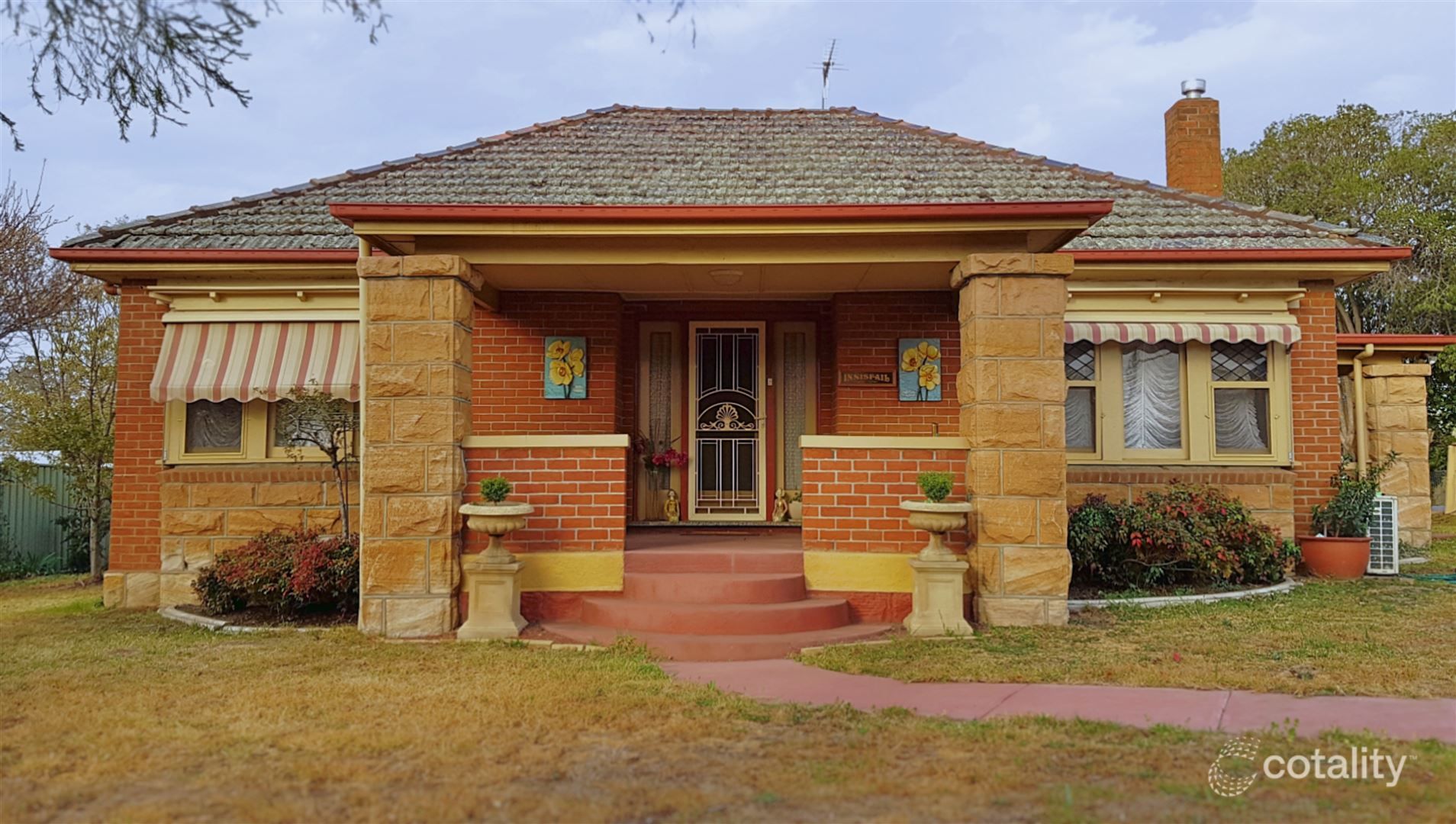 19 John St, Coonabarabran, NSW 2357